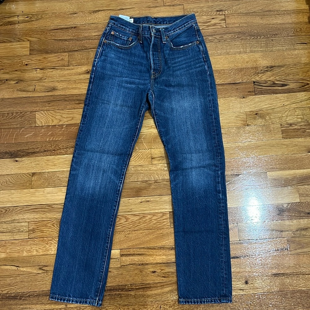 Levi’s 501s Straight Leg Jeans in dark blue